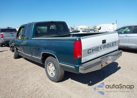 1997 Chevrolet C1500 Fleetside z USA, uszkodzony, nr VIN 1GCEC19R7VE113183